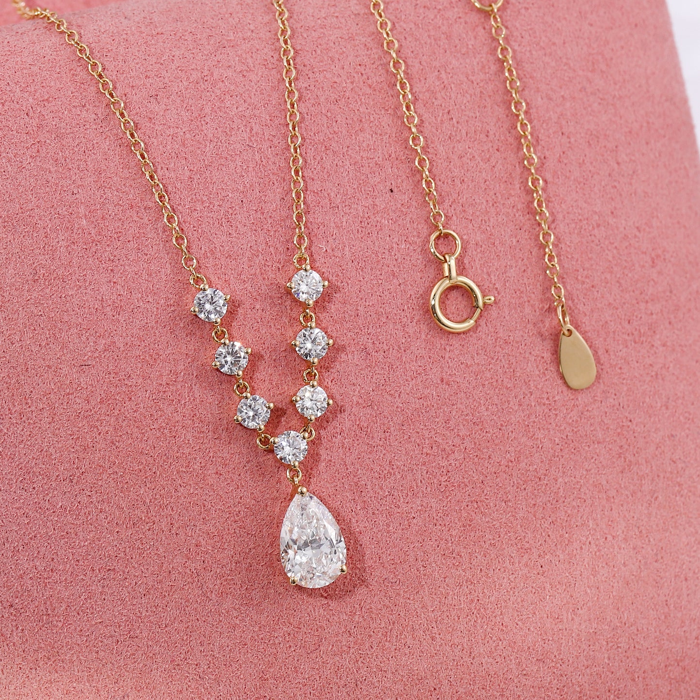 1ct Pear-Shaped Lab-Grown Diamond Necklace 1克拉水滴培育钻石项链