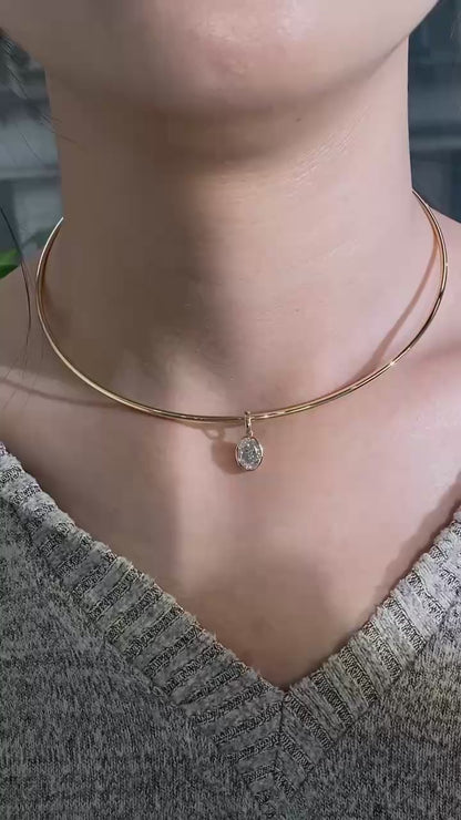 1ct pear-shaped lab-grown diamond pendant + choker  一克拉鸽子蛋形培育钻吊坠＋项圈