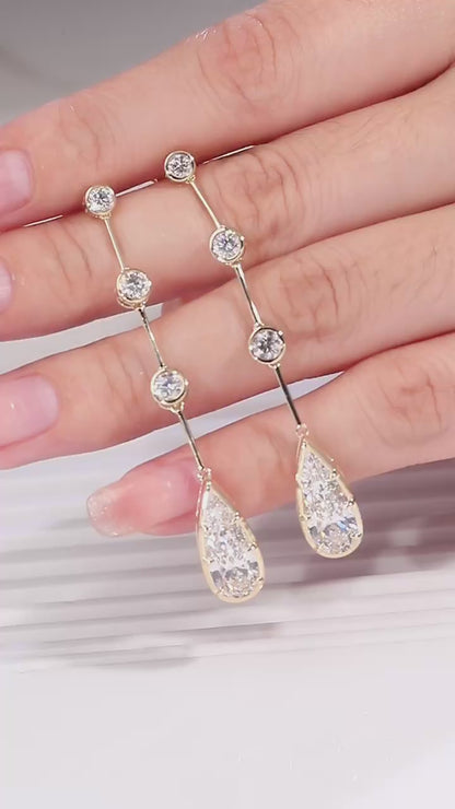 Long Waterdrop Earrings • 水滴长款耳环